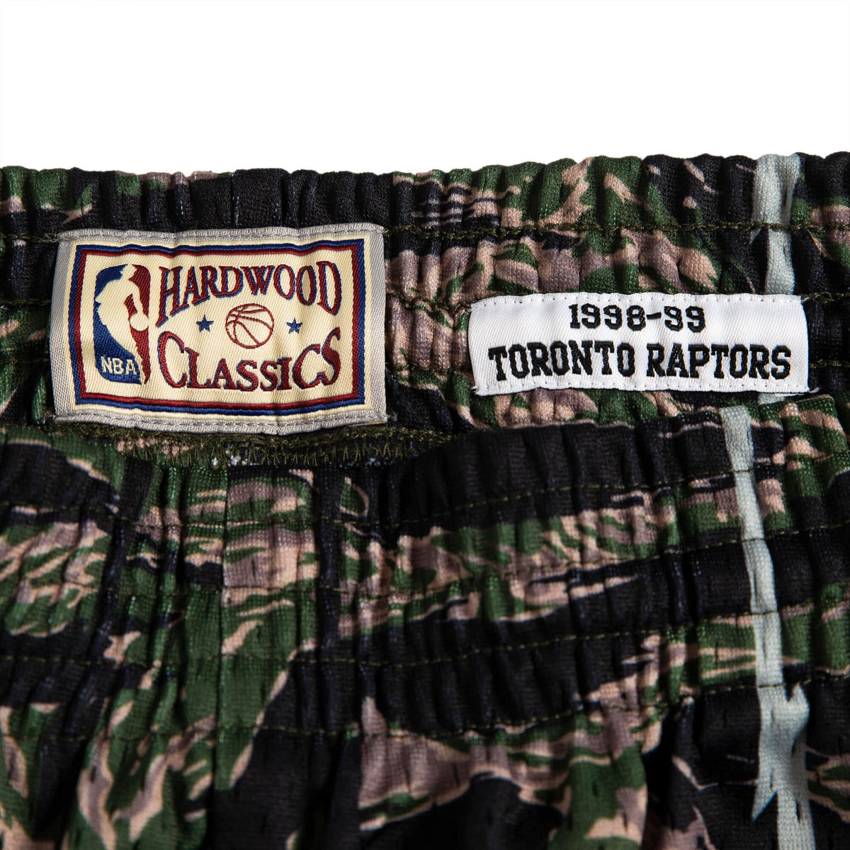 Mitchell & Ness NBA Toronto Raptors Swingman Short Camo SMSH19093TRAC - SHORTS - Canada