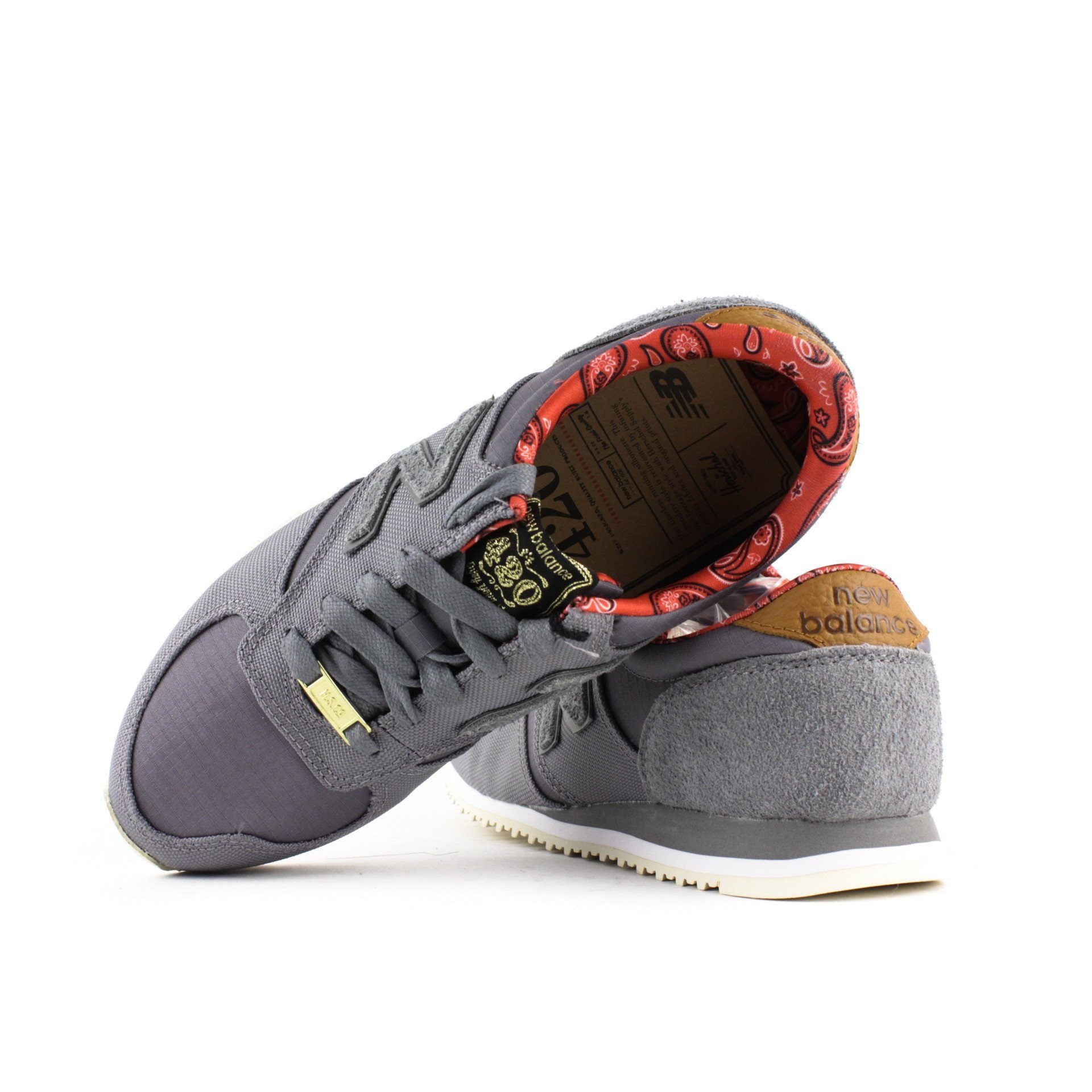 NEW BALANCE x HERSCHEL SUPPLY CO GREY U420HSG - FOOTWEAR - Solestop.com - Canada